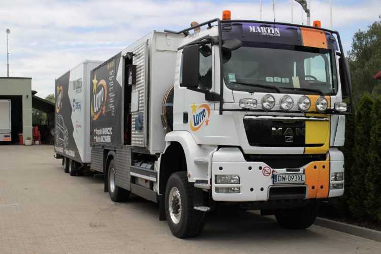 MAN TGS 4x4 Service Truck with Ackermann Trailer