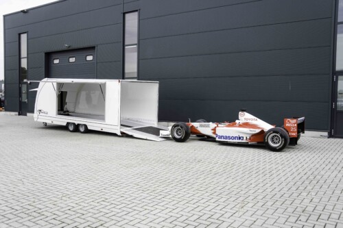 Motorsport shuttle F26 for (sport-race) car