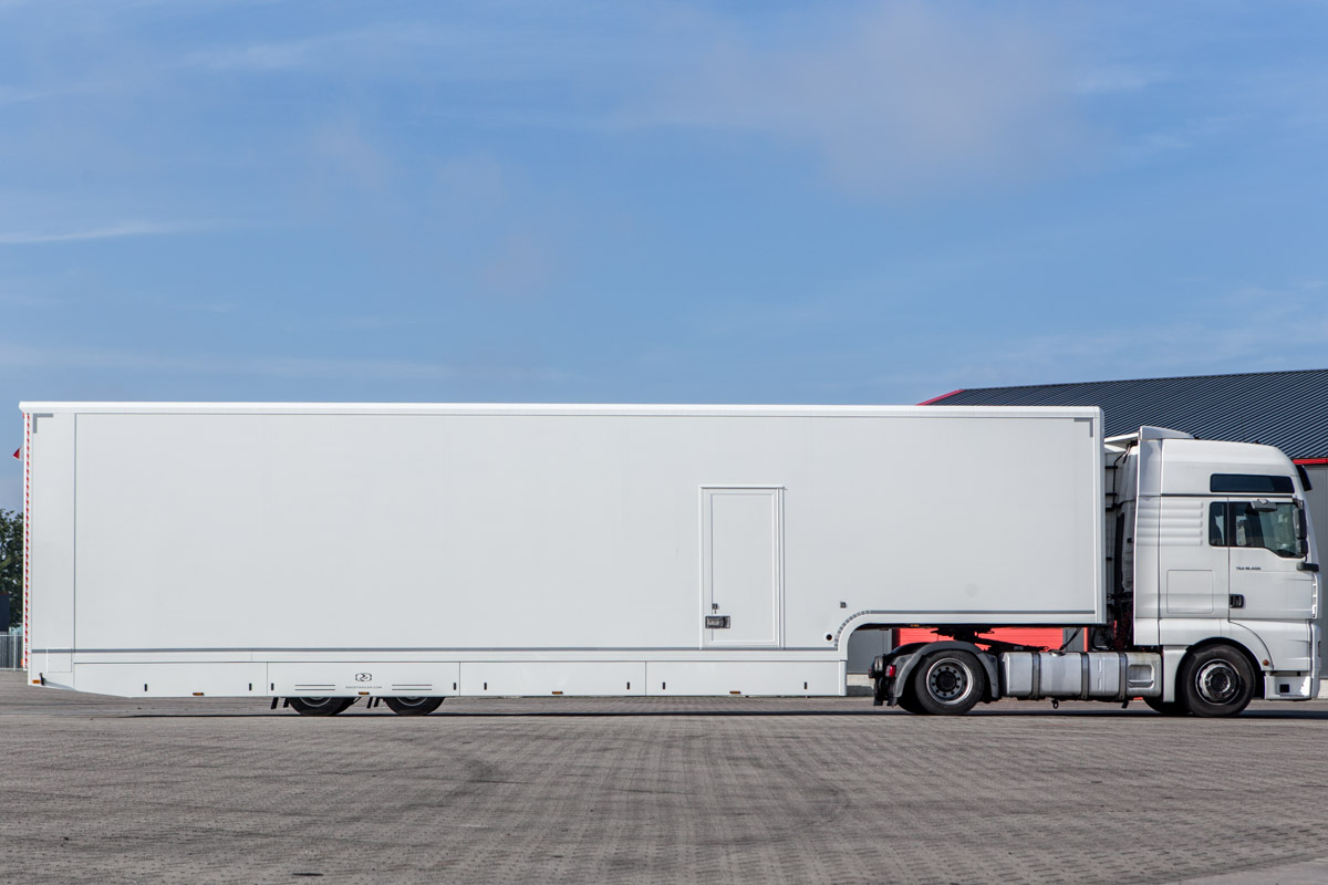 NEW: Racetrailer incl. 2nd flex deck up to 5 or 6 cars