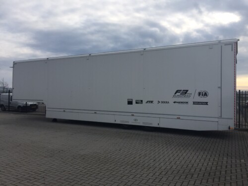 Racetrailer / office space / 1st reg. 2016 / side door