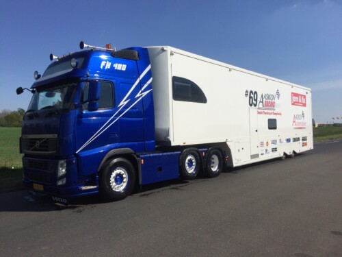 Very Nice Race car trailer for 2 GT Cars and big living and tent